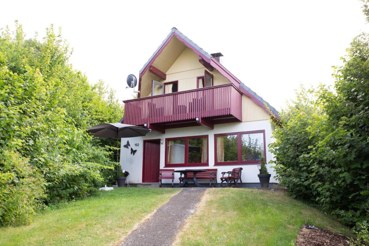 Ferienhaus "Schmetterling" Am See Im Bergland Kirchheim (Hessen) Exterior foto